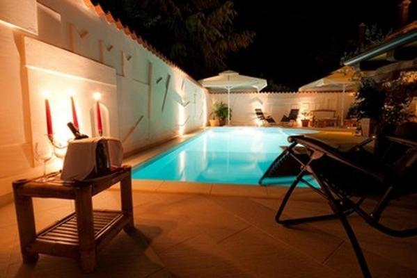 Hotel Makin Novigrad  ภายนอก รูปภาพ