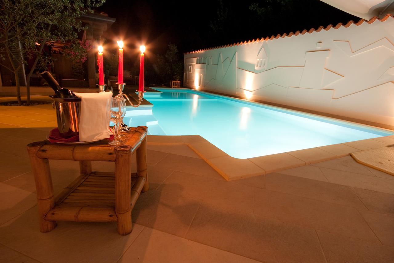Hotel Makin Novigrad  ภายนอก รูปภาพ